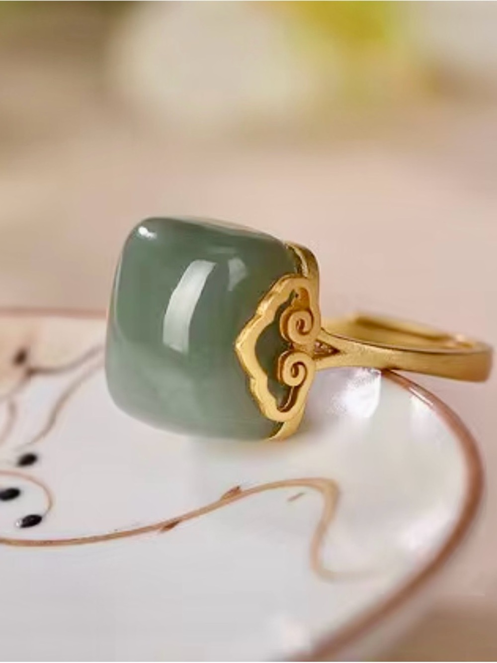 Elegant Gold Jade Square Ring - Green Gemstone Women Jewelry